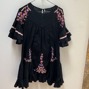 Free People dress. Size Small. Worn condition